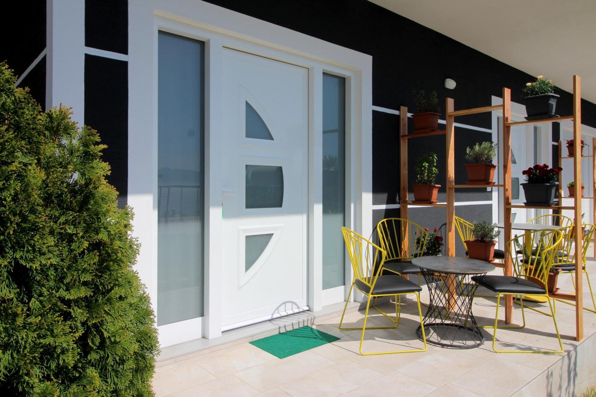 Alis Apartments Sarandë Exterior foto